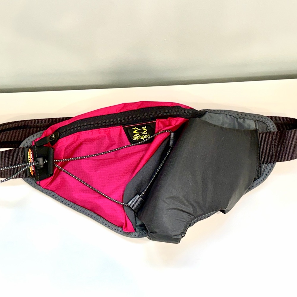 Amphipod Hydration Running Waist‎ Pouch Fanny Pack Lightweight Hiking Belt Bag
